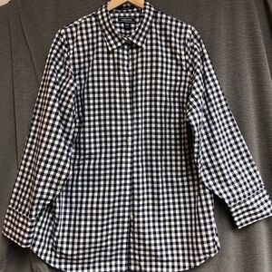 Lands end 20 W no iron Supina navy blue and white checks button up collared